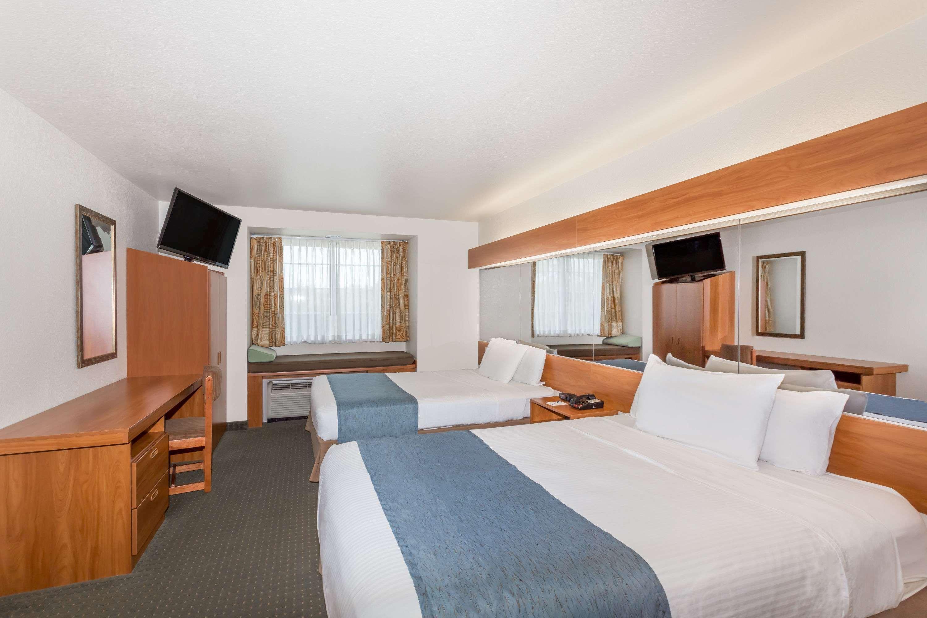 Microtel Inn & Suites By Wyndham Gulf Shores Exterior foto