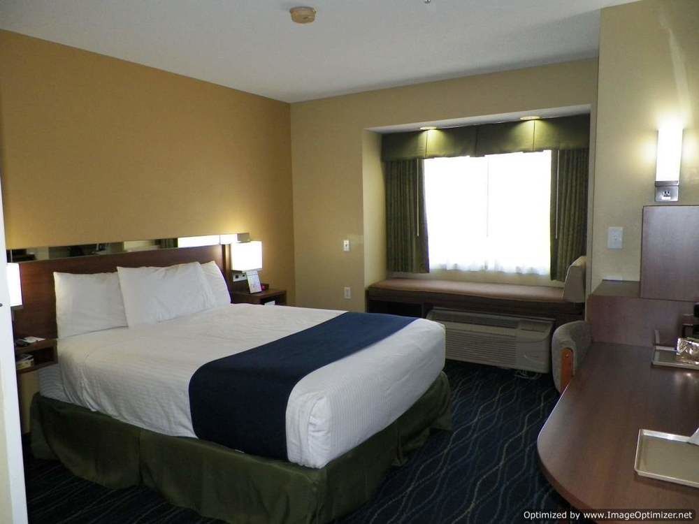 Microtel Inn & Suites By Wyndham Gulf Shores Exterior foto